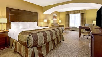 Phòng Deluxe, 1 giường cỡ king, không hút thuốc | Bộ đồ giường cao cấp, nệm có lớp đệm bông, bàn