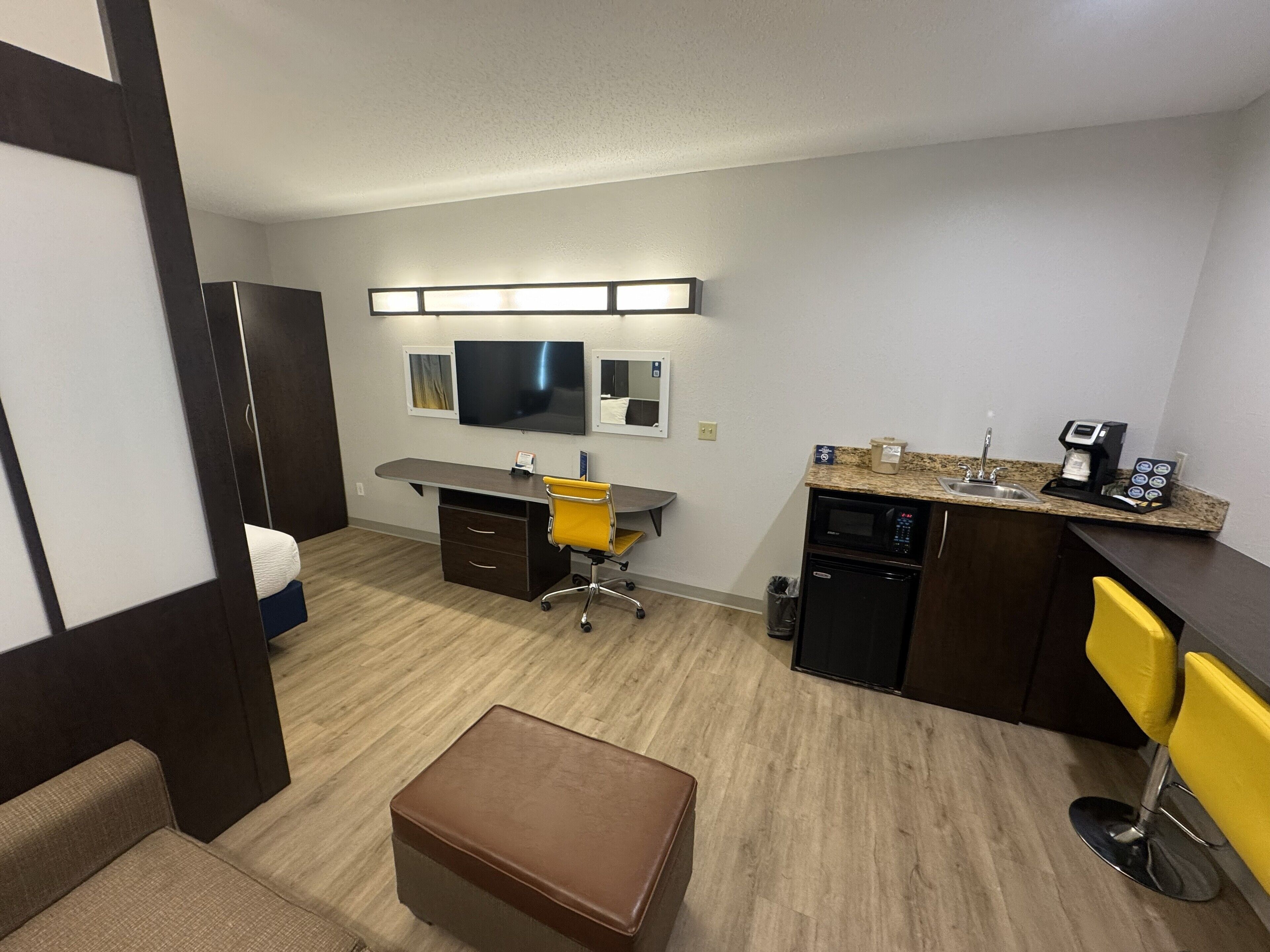 Réfrigérateur, micro-ondes