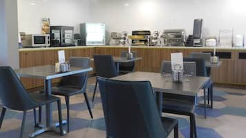 Free daily continental breakfast