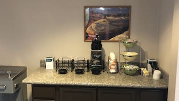 Free daily continental breakfast