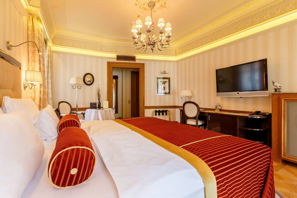 Literie de qualité supérieure, minibar, coffres-forts dans les chambres