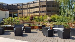 Bar (on property) - Ile du Gua Suites (Narbonne)