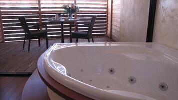 Chuveiro, banheira de hidromassagem, chuveiro com efeito de chuva 