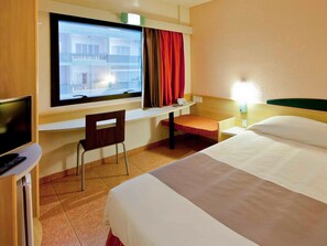Standardzimmer, 1 Doppelbett | Minibar, Verdunkelungsvorhänge, kostenloses WLAN, Bettwäsche