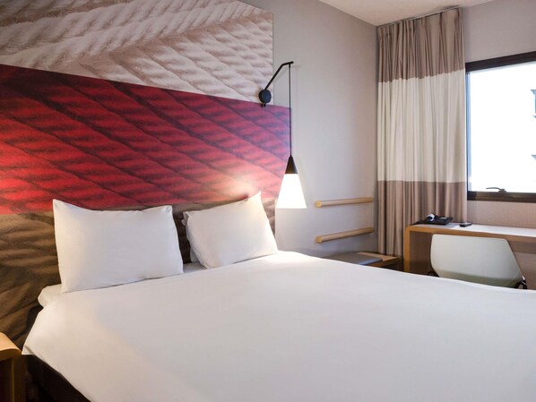 Minibar, cortinas blackout, wifi gratis y ropa de cama 