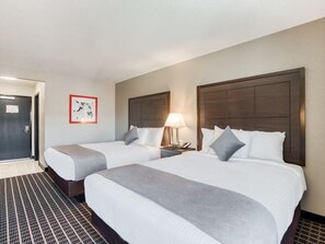 Egyptian cotton sheets, down duvets, pillow-top beds, in-room safe - The Grand Hotel Dallas (Dallas)