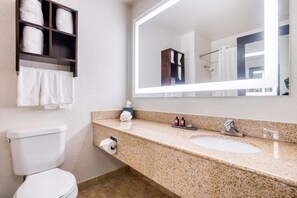 Combined shower/tub, deep soaking tub, free toiletries, hair dryer