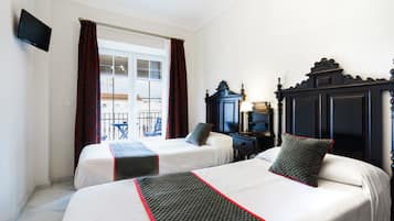 Superior-Zweibettzimmer | Schreibtisch, VerdunkelungsvorhÀnge, kostenloses WLAN, BettwÀsche