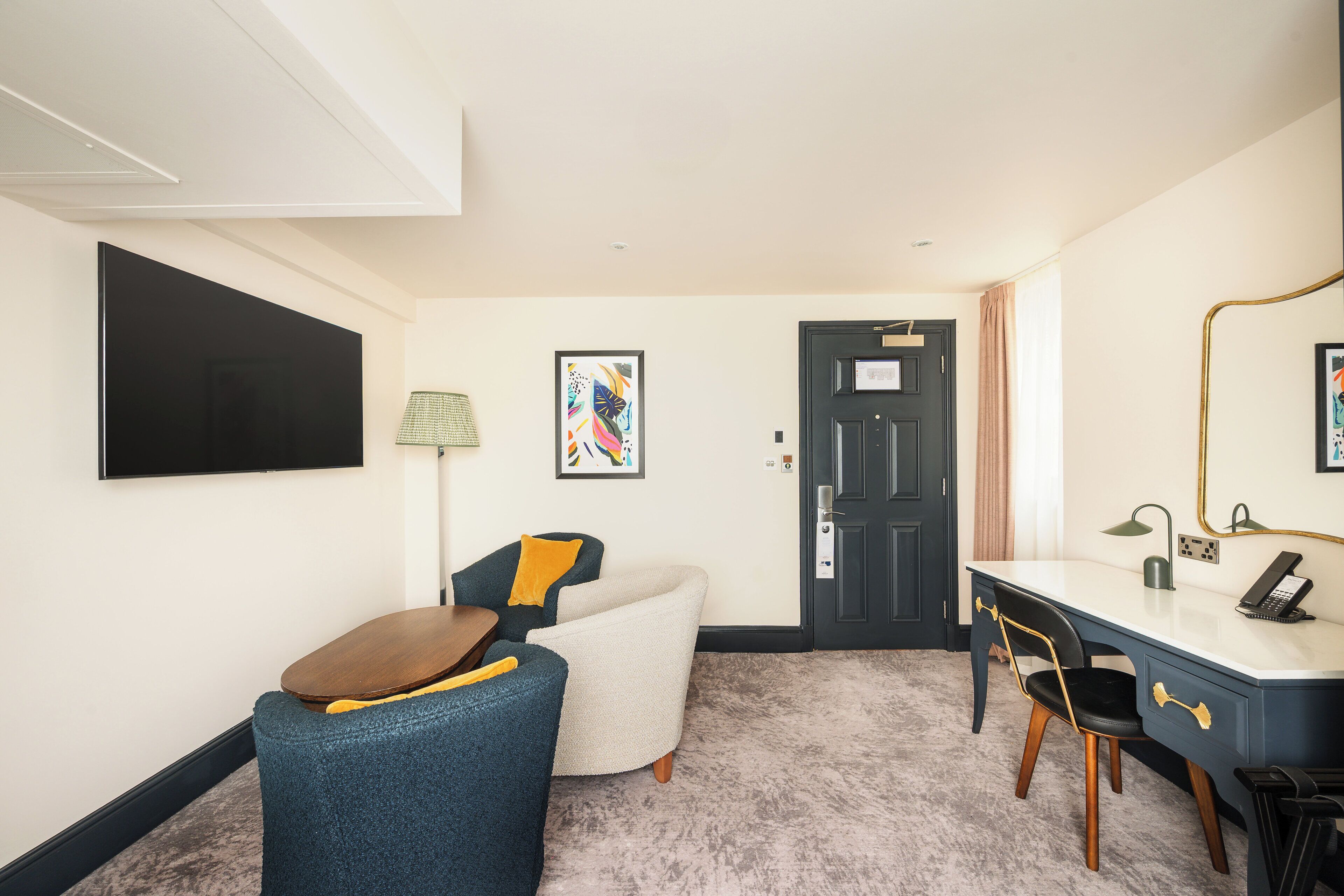 1 bedroom, free minibar, in-room safe, desk