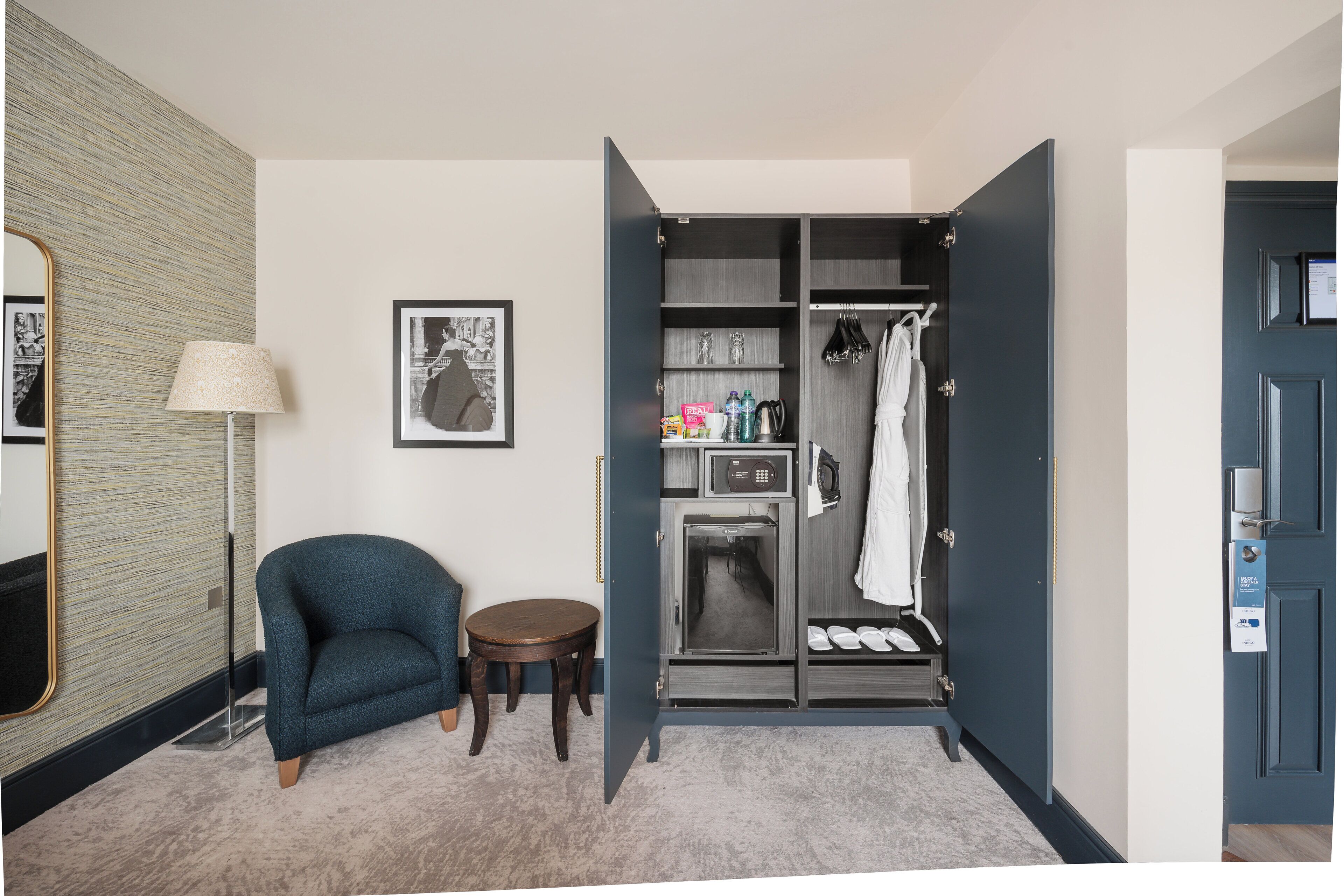 1 bedroom, free minibar, in-room safe, desk