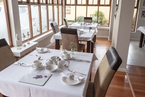 Desayuno continental incluido todos los días 