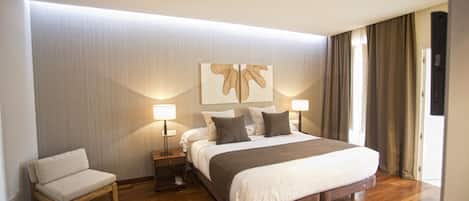 Minibar, in-room safe, desk, blackout drapes