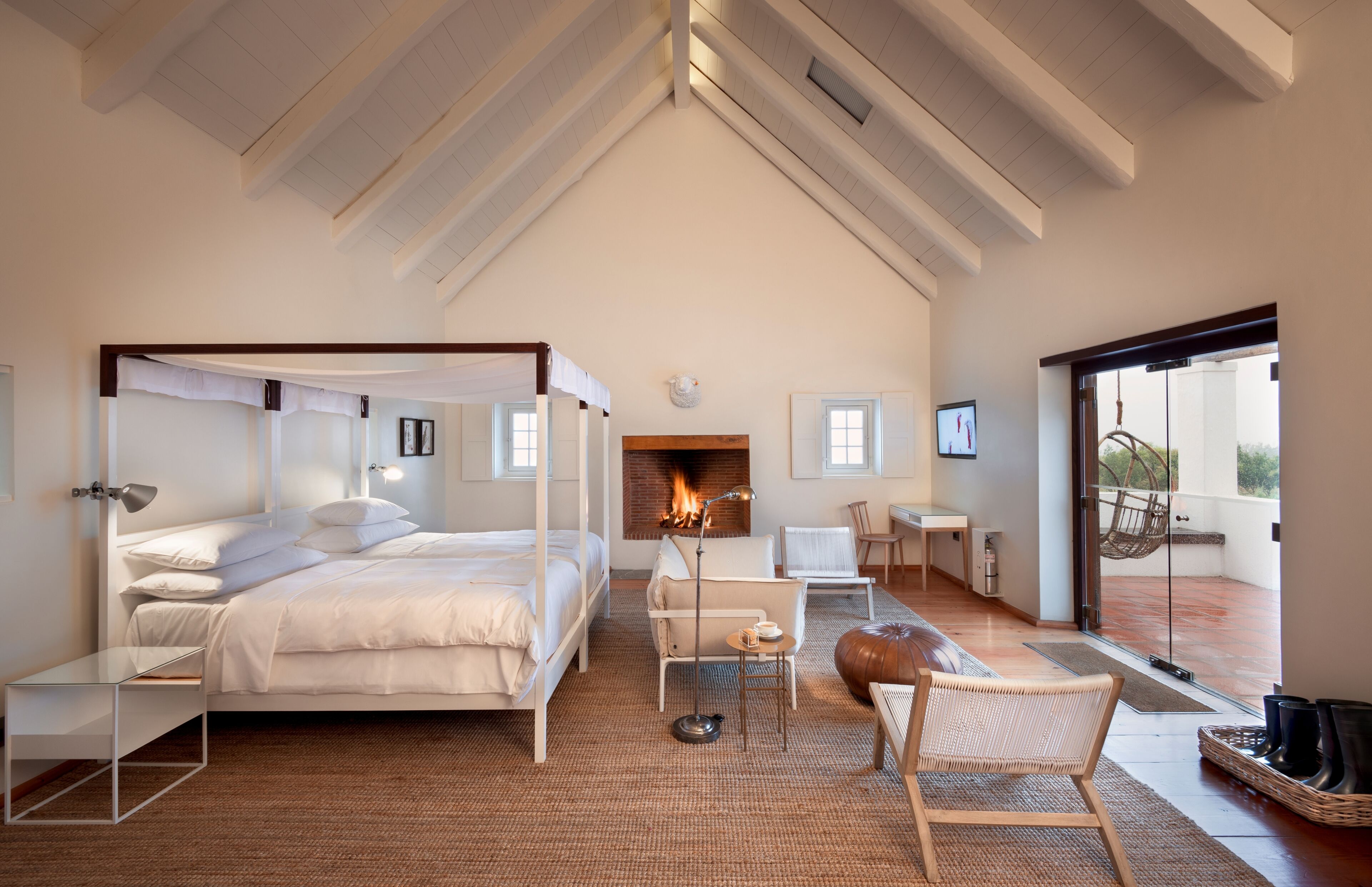 Fynbos Cottage one bedroom | Hypo-allergenic bedding, minibar, in-room safe, iron/ironing board