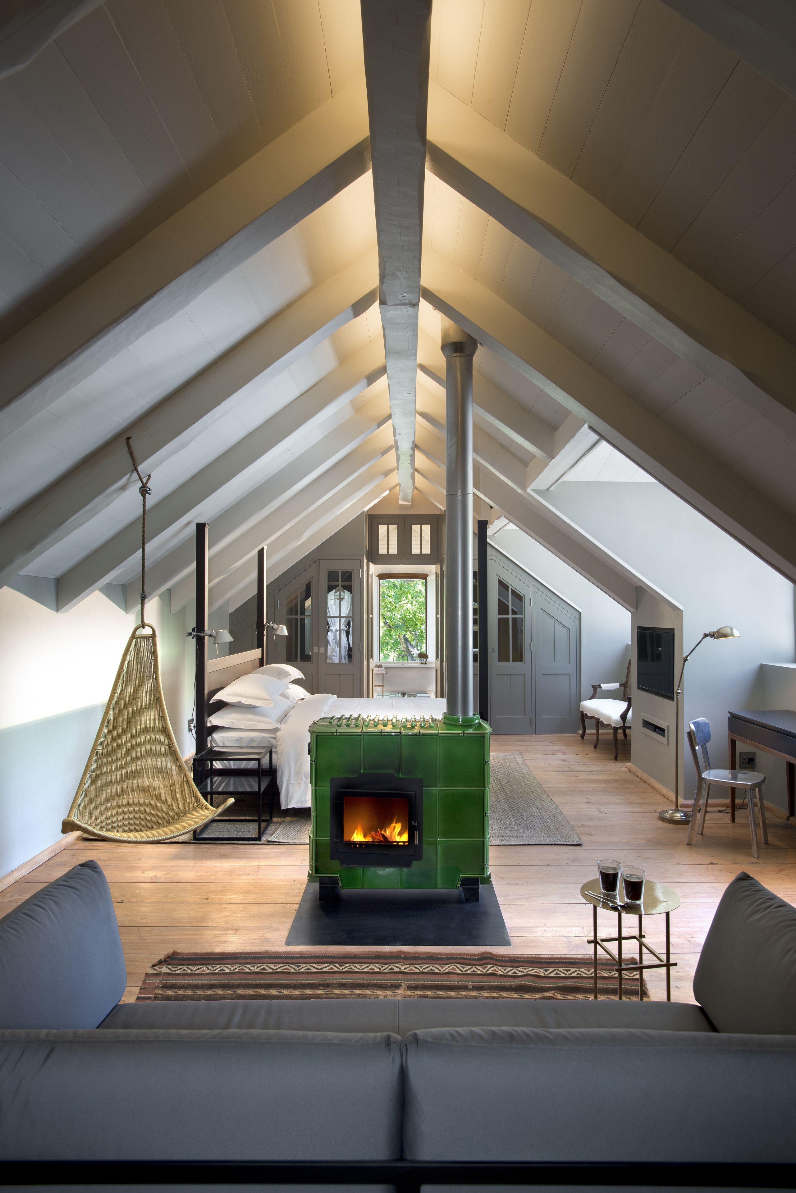 suite (farmhouse) | living area | flat-screen tv, fireplace