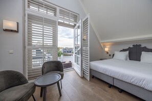 Premium bedding, in-room safe, individually decorated - Fletcher Nautisch Kwartier (Huizen)