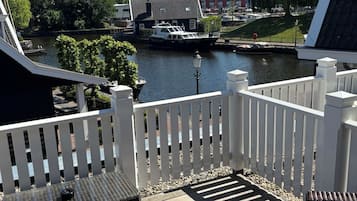 Suite, vue lac | Vue sur le lac
