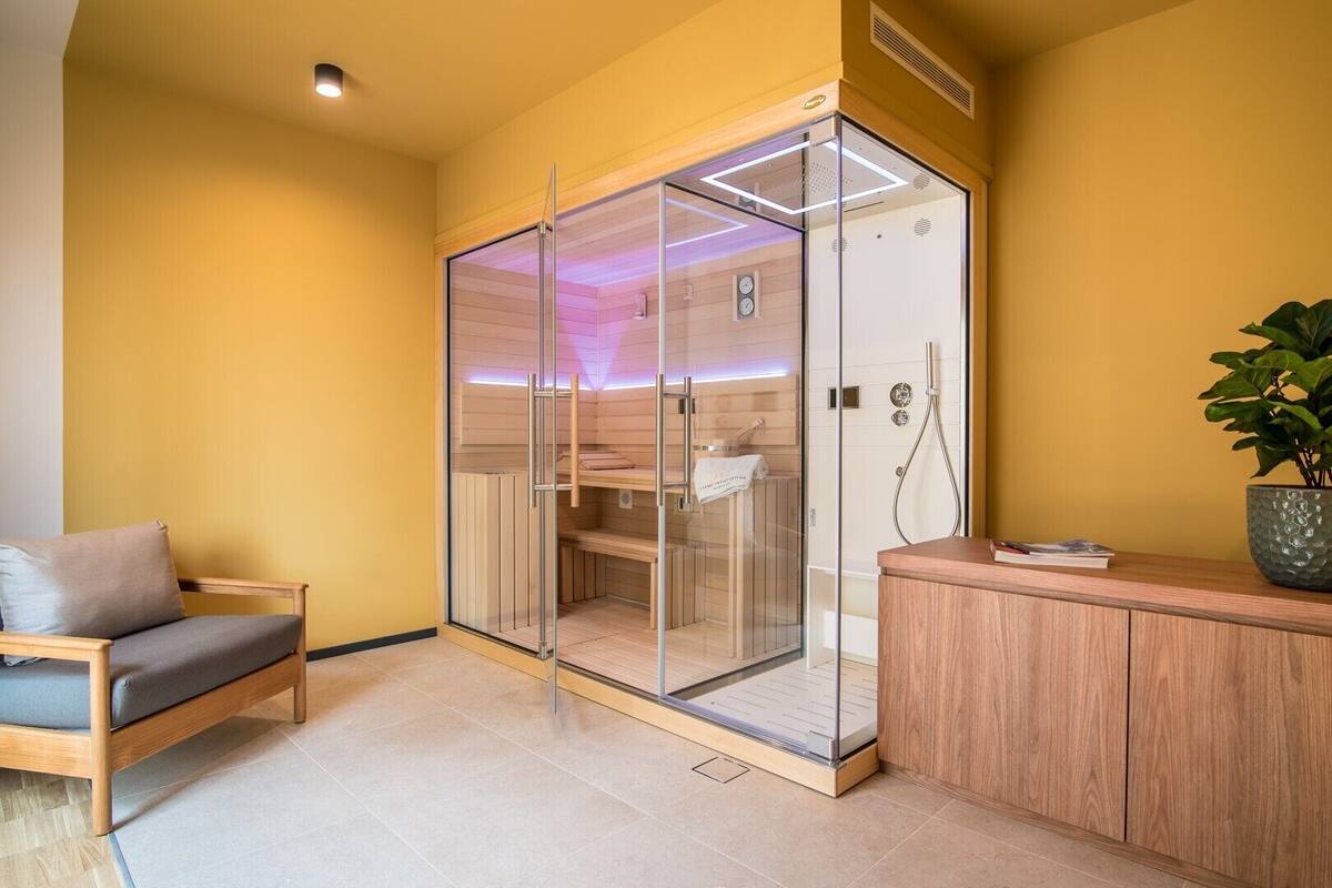 CEVA | 1 phòng ngủ, minibar, két bảo mật tại phòng, bàn 