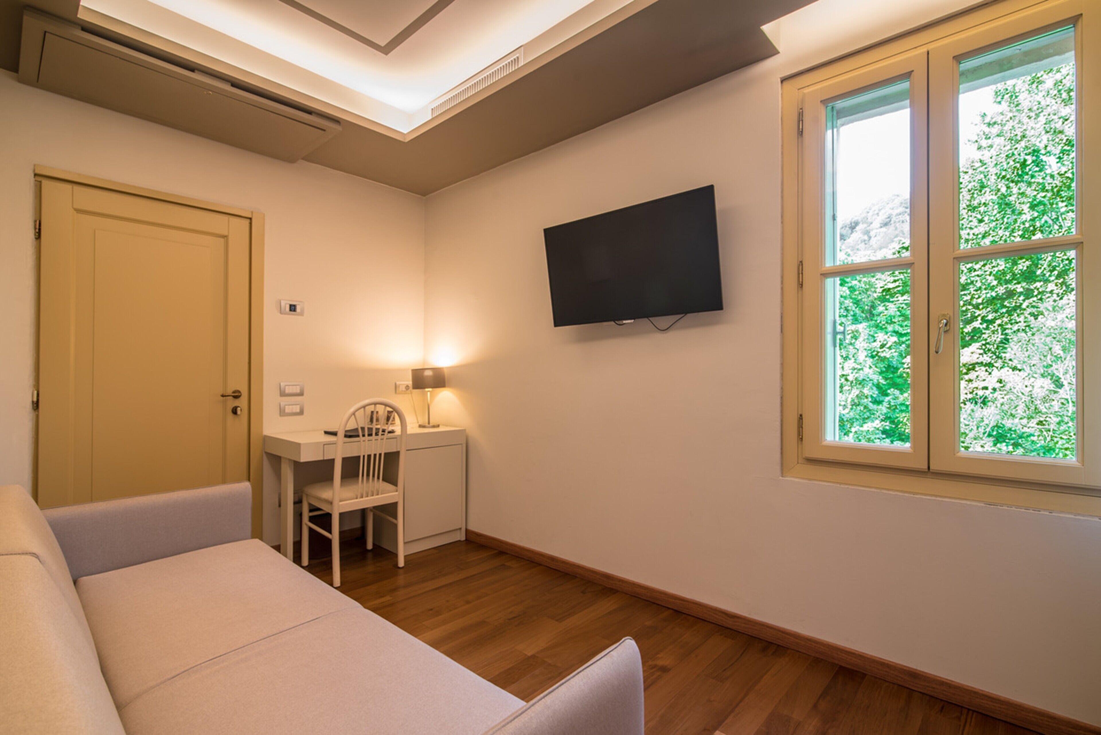 superior living | 1 bedroom, minibar, in-room safe, desk