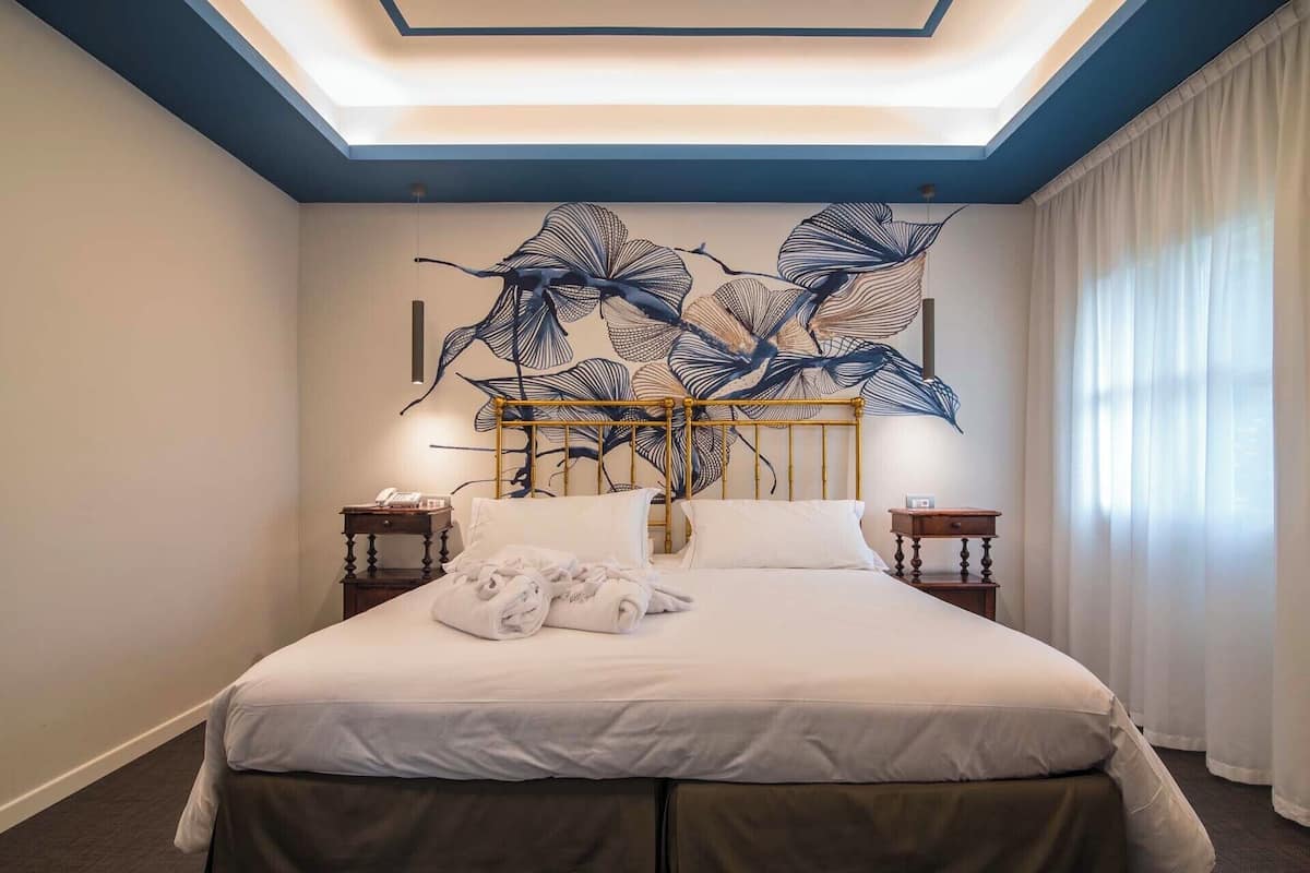 Superior Living | 1 bedroom, minibar, in-room safe, desk