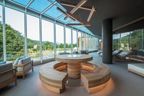 Salas de tratamiento para parejas, sauna y baño de vapor 