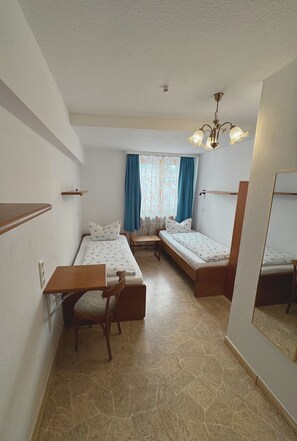 Chambre Double ou avec lits jumeaux | Literie hypoallergénique, décoration personnalisée