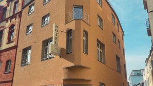 واجهة المنشأة