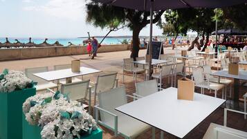 بار (في المنشاة)