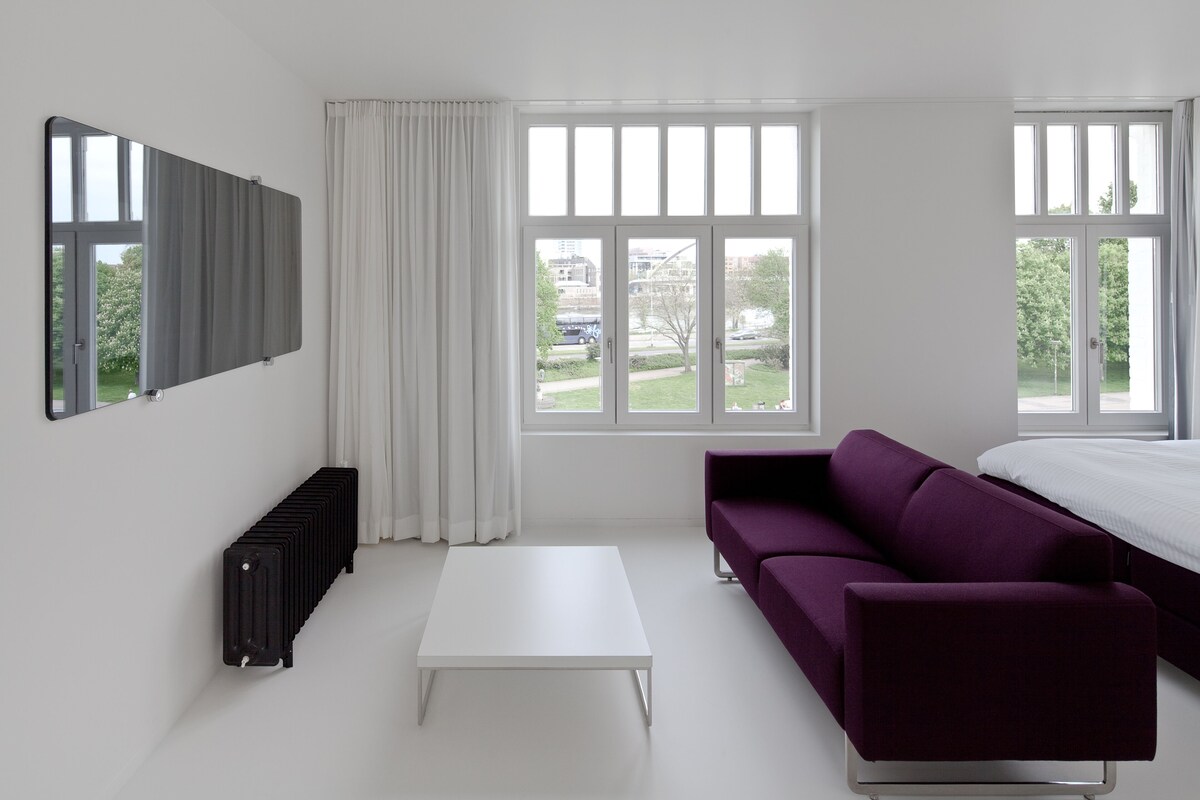 Blackout drapes, iron/ironing board, free WiFi