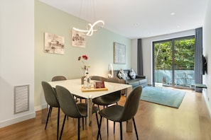 Standard Apartment, 2 Bedrooms | Living area | 32-inch flat-screen TV with satellite channels, LCD TV, DVD player - Sensation Sagrada Familia (Barcelona)