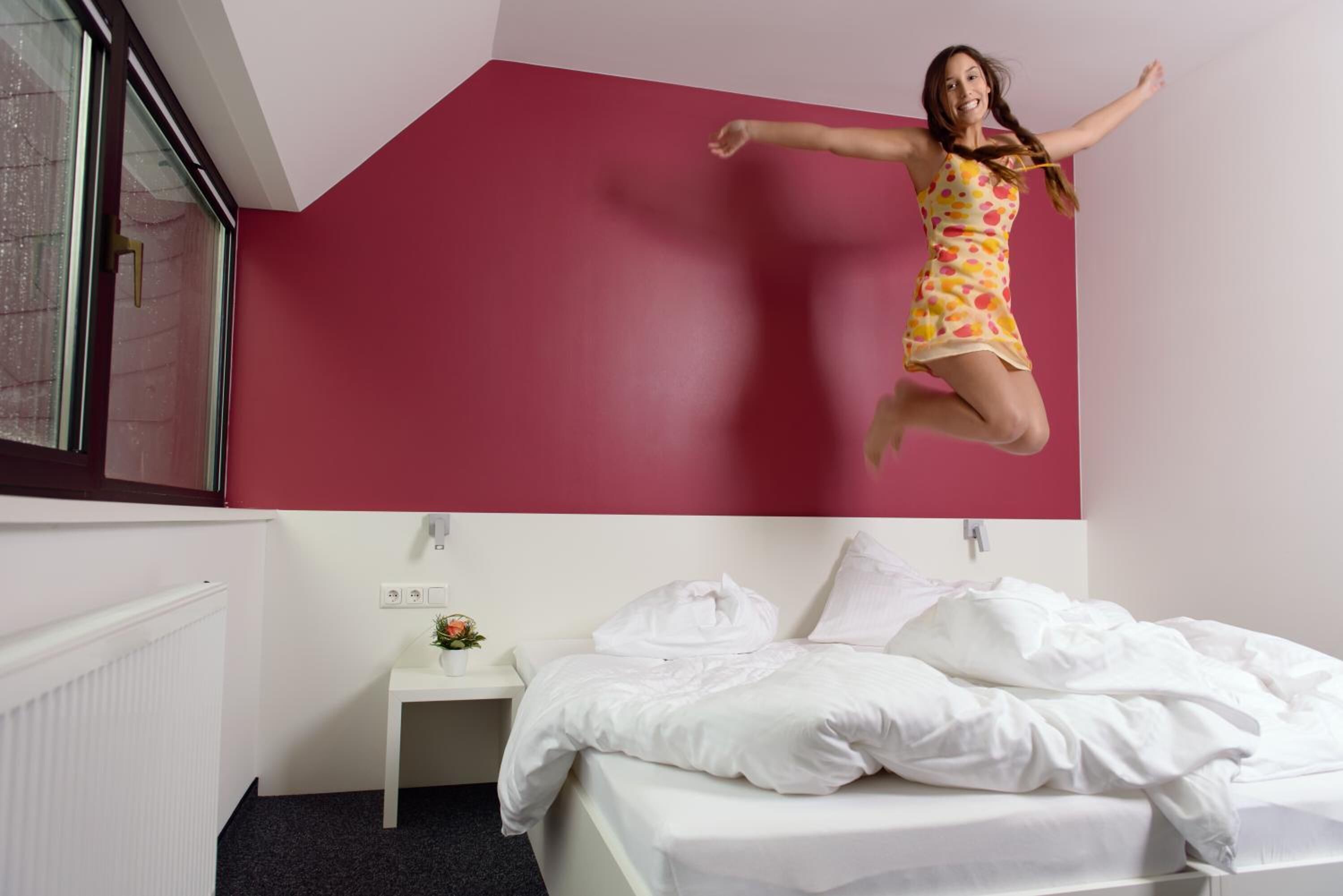 1 bedroom, premium bedding, pillow-top beds, desk