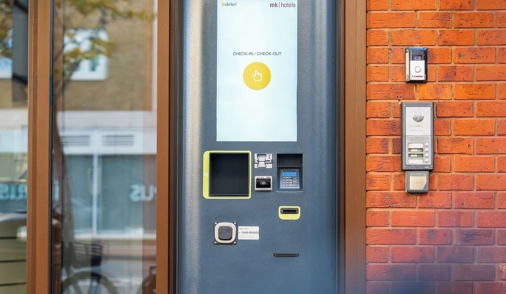 Mặt tiền nơi lưu trú