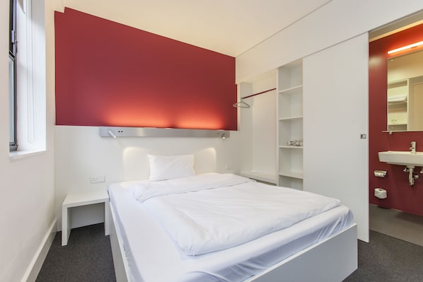 Chambre Simple Standard | 1 chambre, literie de qualité supérieure, surmatelas, bureau