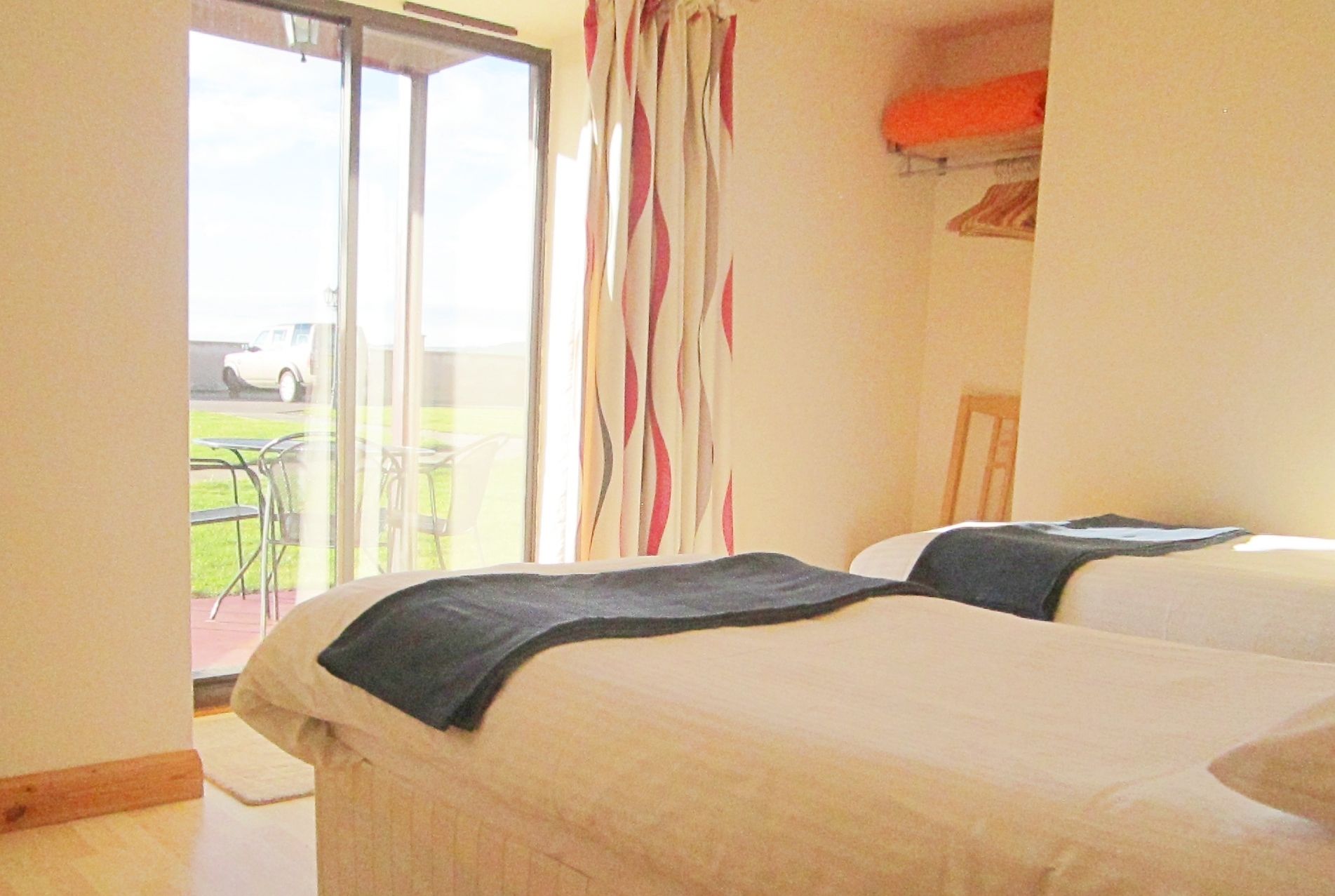 Premium bedding, laptop workspace, iron/ironing board, free WiFi