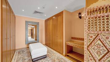 Superior Room, 3 Single Beds, Sea View (Alexandria Villa)