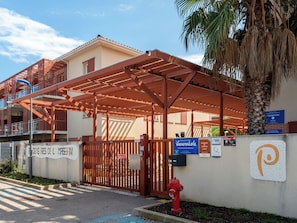 Bagian depan properti