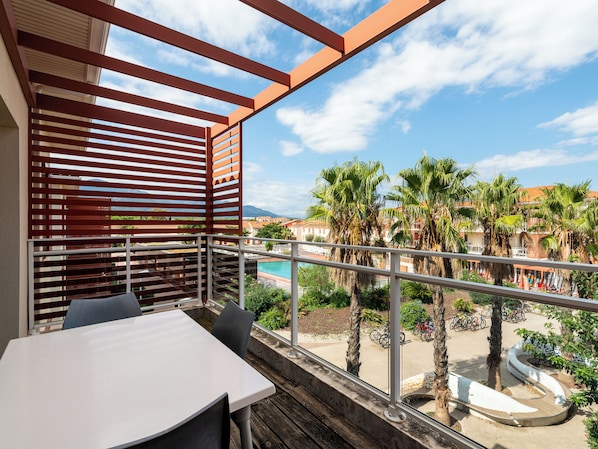 Studio (Cabine 4 Personnes) | Teras/patio