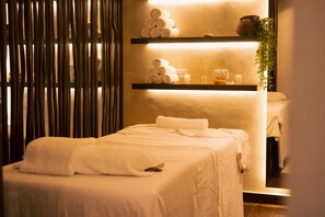 Bagno turco, trattamenti per il corpo, fangoterapia, body wrap
