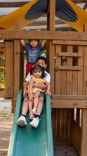 Children's play area - outdoor