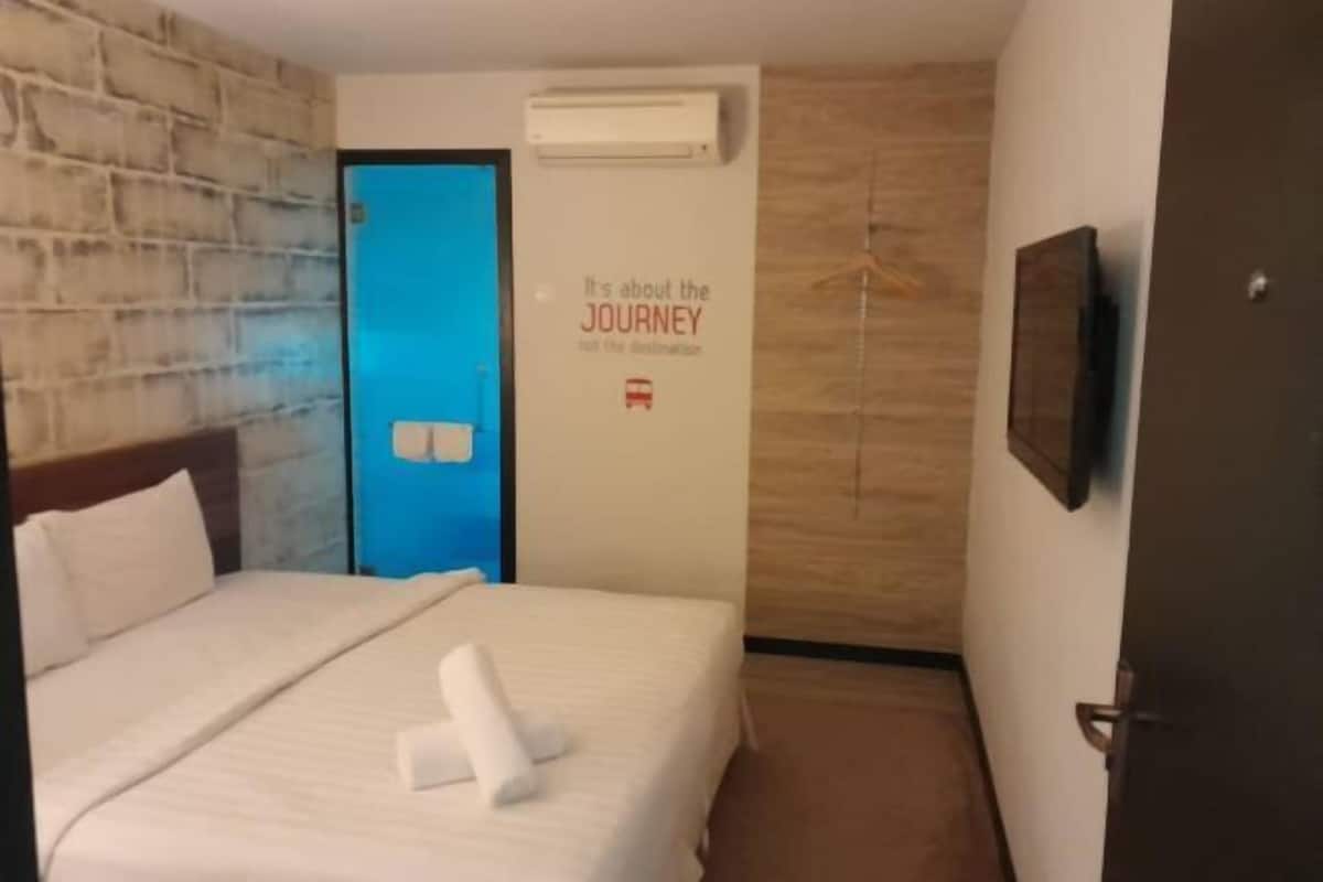In-room safe, desk, blackout curtains, iron/ironing board
