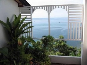 Vista para praia/oceano