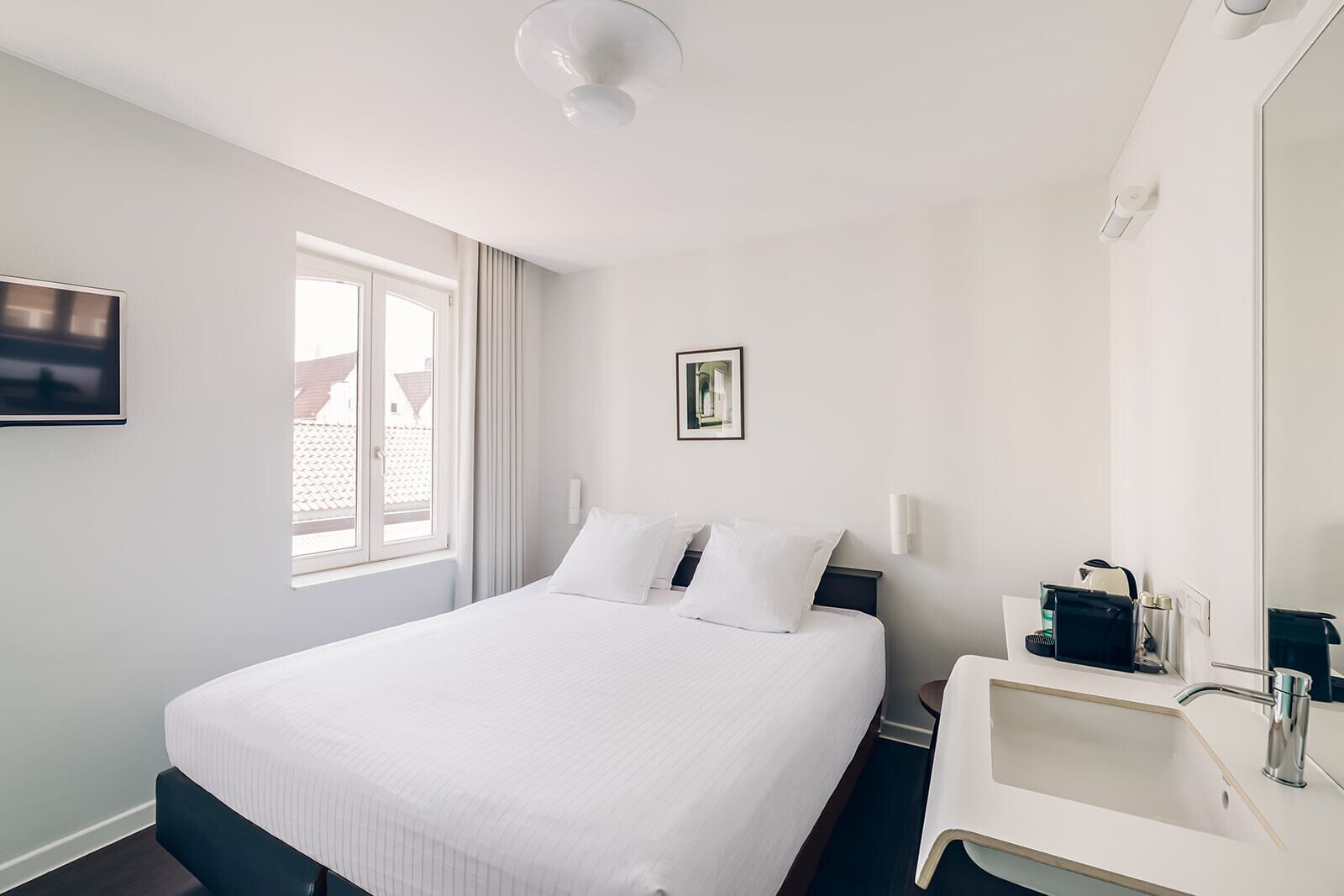 Basic Double Room | In-room safe, blackout curtains, free WiFi, individually decorated