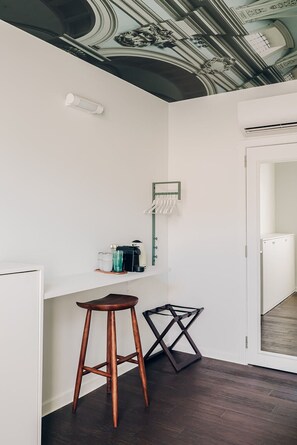 Kamar Triple Standar | Brankas, tirai kedap cahaya, Wi-Fi gratis, dan didekorasi berbeda-beda