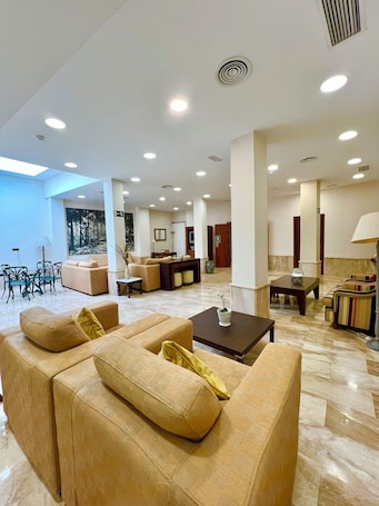 TV. Hotel Carlos V Málaga