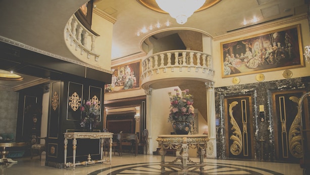 Lobby lounge - Queen's Suite Hotel (Beirut)