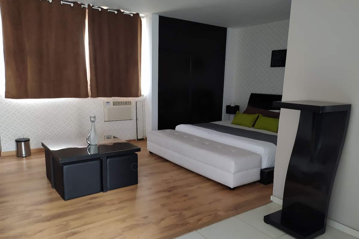 Superior Double Room | Desk, iron/ironing board (on request), free WiFi, bed sheets