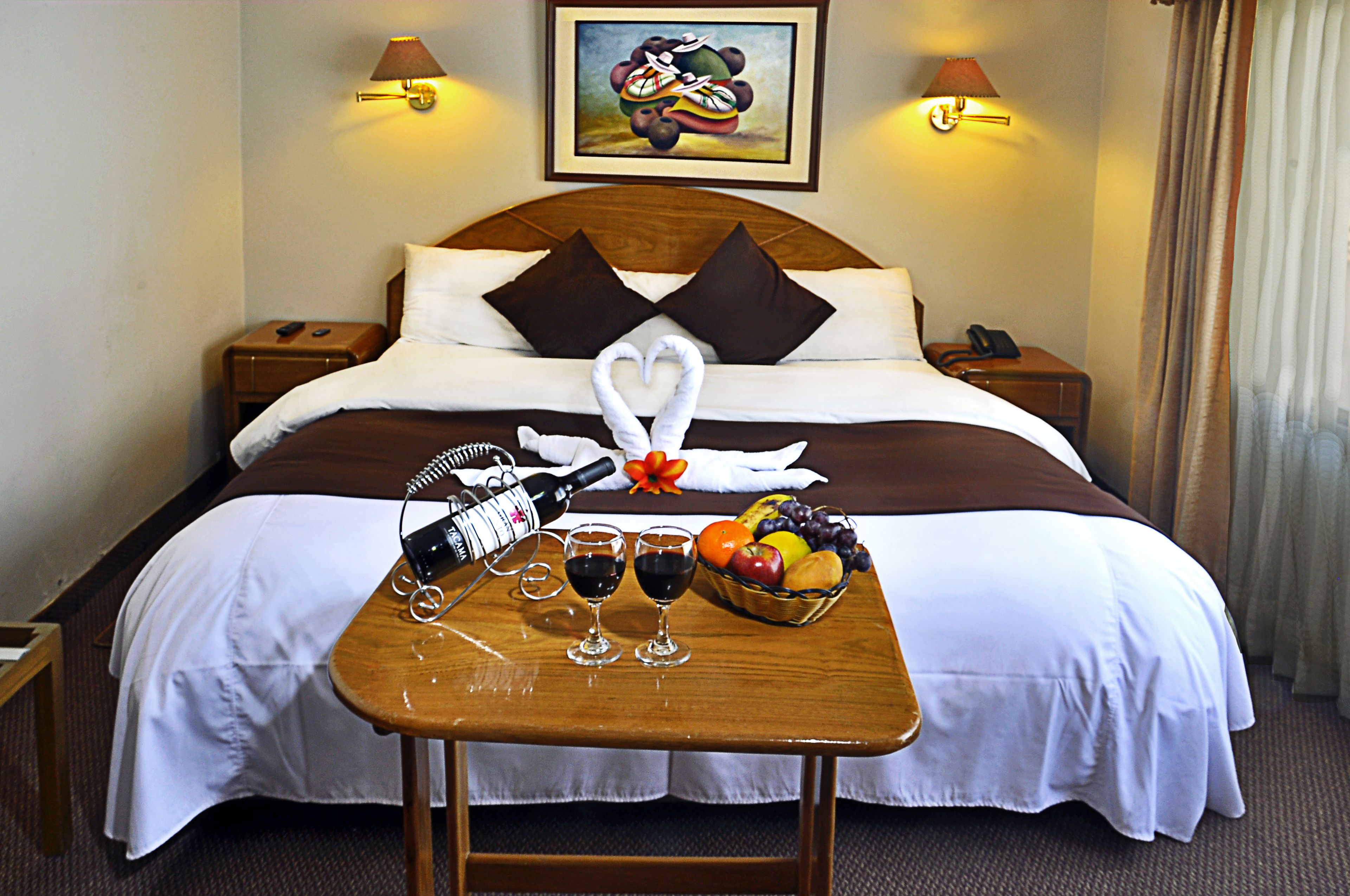 deluxe duplex, 1 king bed, accessible | premium bedding, down duvets, in-room safe, individually decorated