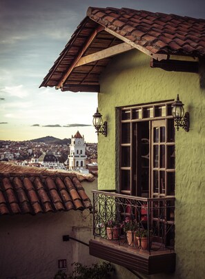 Front of property - Mi Pueblo Samary Hotel Boutique (Sucre)