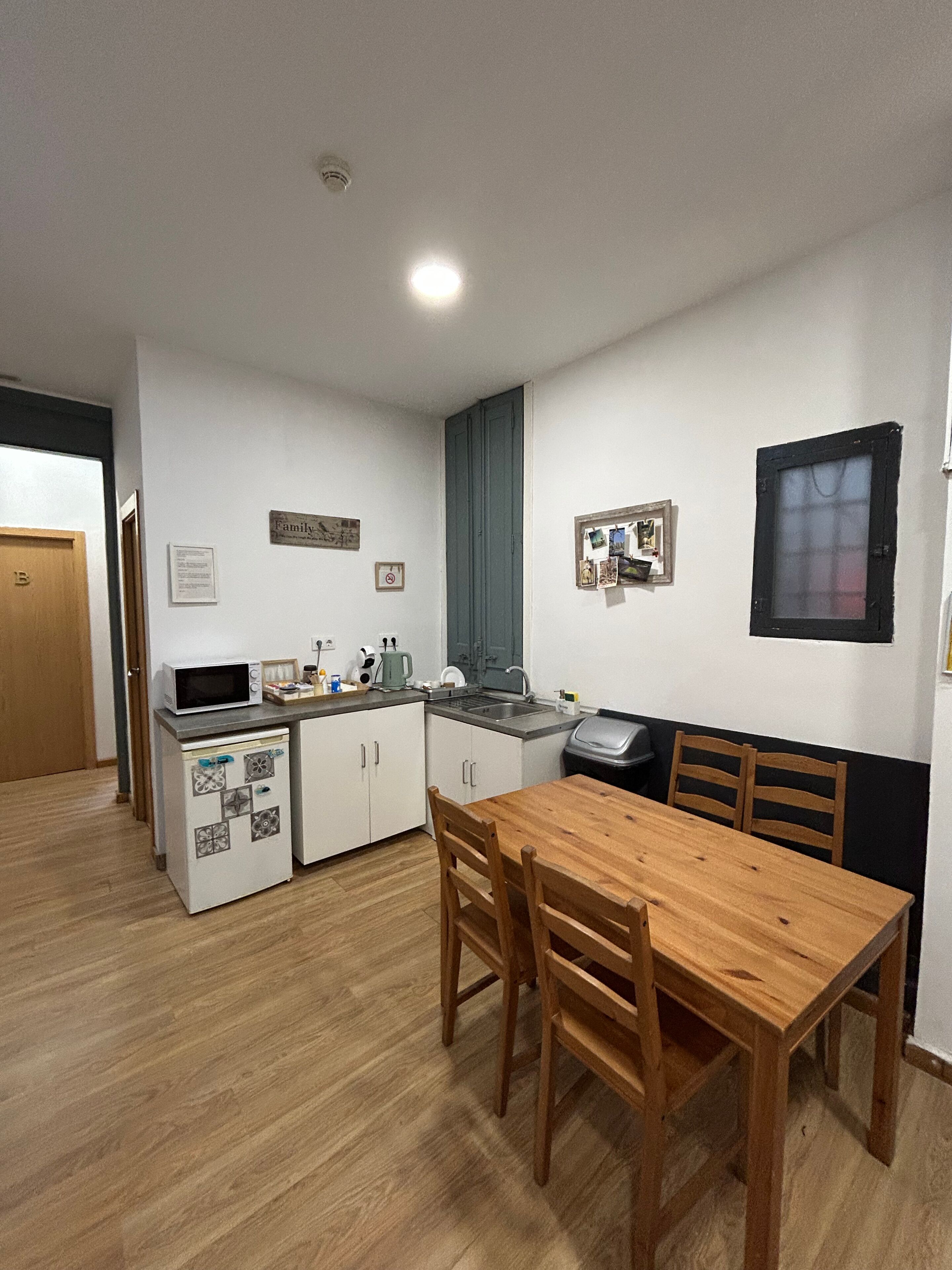 Foto - Hostal Delfos