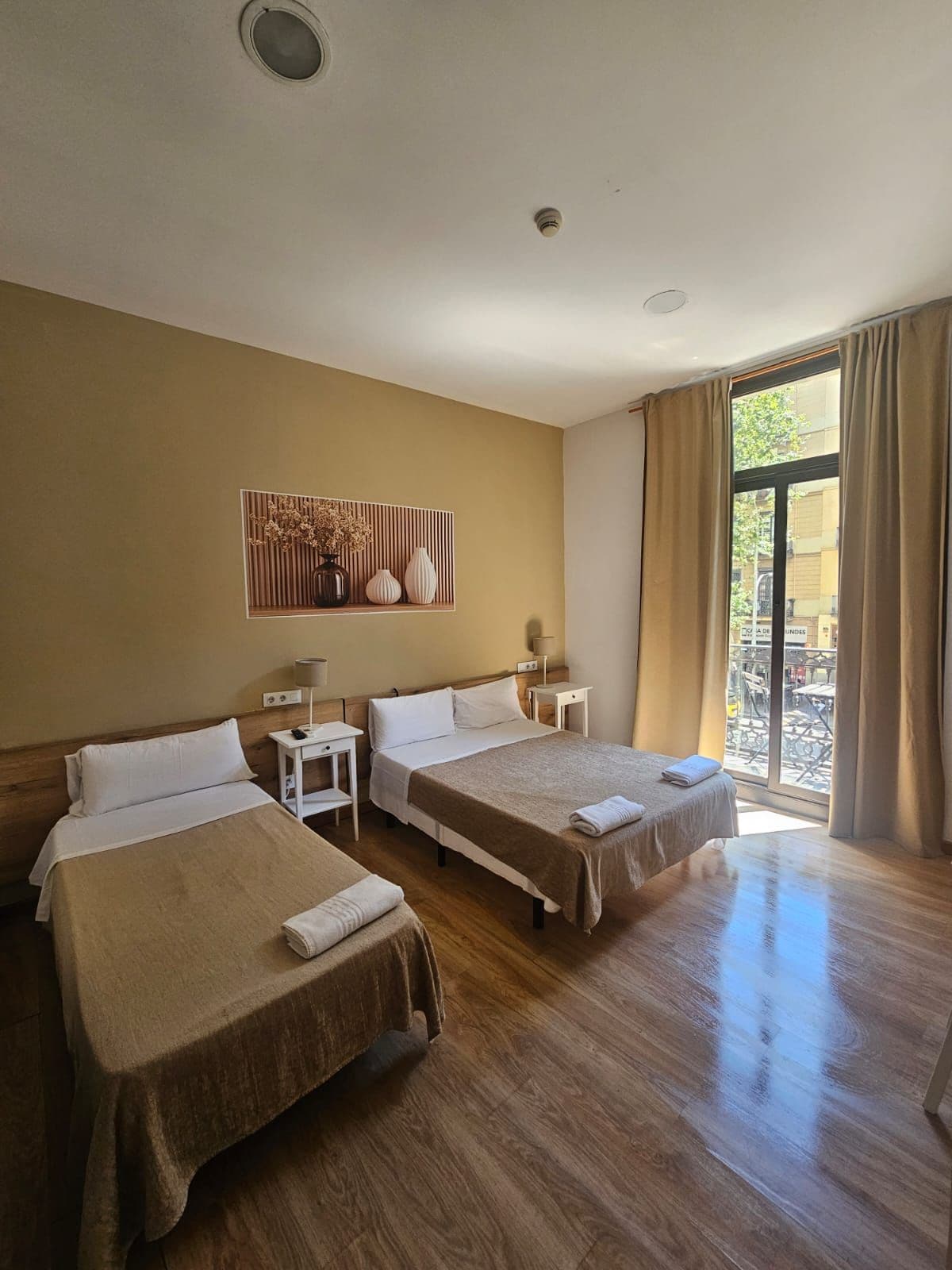 Photo - Hostal Delfos