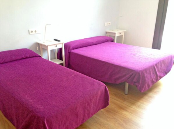 In-room safe, iron/ironing board, free WiFi, bed sheets